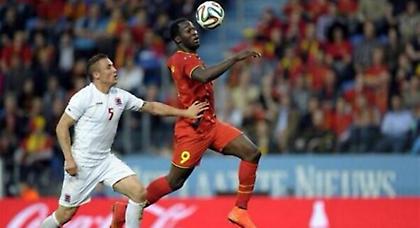 Δεν κρατιέται ο Λουκάκου (video)