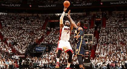 Έτσι απαντά ο Λεμπρόν