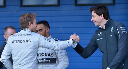 «Φουντώνει η κόντρα Χάμιλτον-Ρόσμπεργκ»