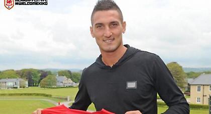 Απ’ τη Γιουνάιτεντ στην Κάρντιφ