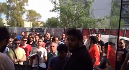 Ουρές για το Ολυμπιακός-Παναθηναϊκός (video)