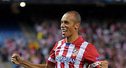 «Κλέβει» τον Μιράντα η Γιουνάιτεντ