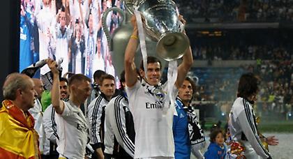 Ο Μπέιλ στην Καλαμάτα! (pic)