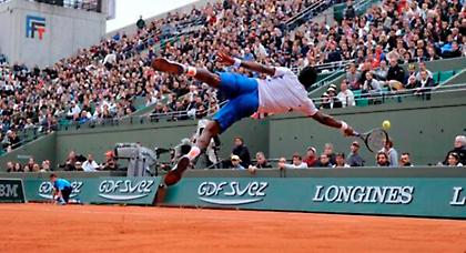 Πετάει ο Μονφίς; Πετάει! (video)