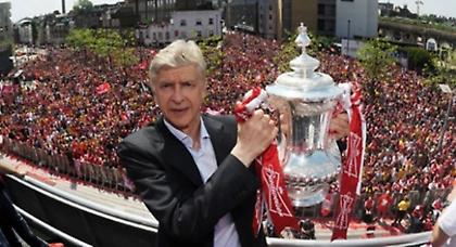 Θα γεράσει στον πάγκο της ο Βενγκέρ!