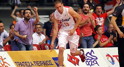 Μέσα και ο Λοτζέσκι