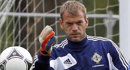 Φοβερή διπλή απόκρουση από Κάρολ (video)