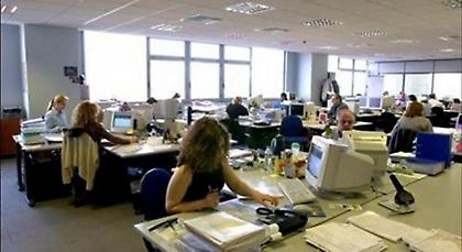 Μειώνονται επικουρικές, εφάπαξ - Τι θα γίνει με τις ομαδικές απολύσεις