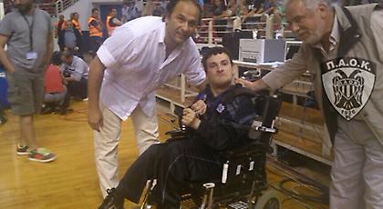 Το μετάλλιο του ΠΑΟΚ στον Γιαννάκη (pics)