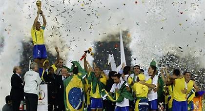 Η «Σελεσάο» των επιτυχιών και ο Σερ Μπόμπι των «λιονταριών»