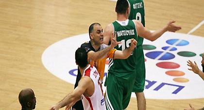 Σφυρίχτρα: η απόλυτη σταρ των γηπέδων