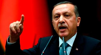 «Η αντιπολίτευση καπνίζει χασίς συνωμοτώντας εναντίον μου»