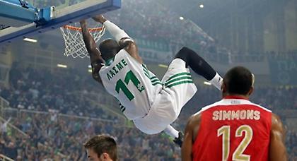 Η… χοντρή τραγούδησε: «Παναθηναϊκός…»