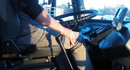 Οδηγός λεωφορείου λιποθύμησε στο τιμόνι