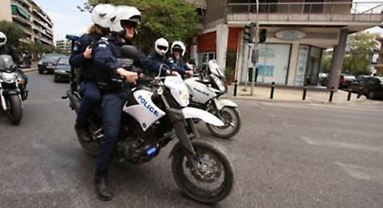 Αστυνομική επιχείρηση σε στέκια και σπίτια οπαδών στην Πάτρα