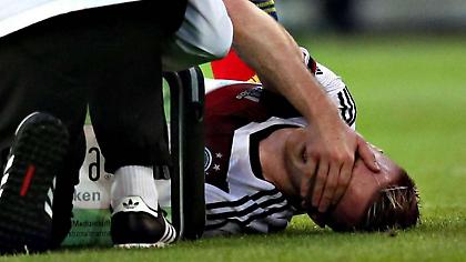 Ο Μουστάφι στη θέση του Ρόις