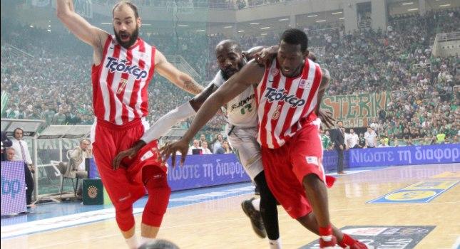 Παναθηναϊκός-Ολυμπιακός… από μέσα (video)