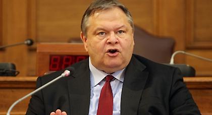 Βενιζέλος: Προτείνει ονόματα-έκπληξη για τον ανασχηματισμό