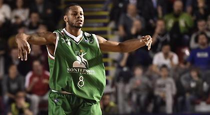 Μόνιμη στον τελικό