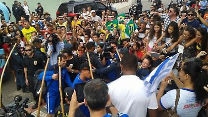 Ο Σάμαρης και η… Ζιζέλ (pic)