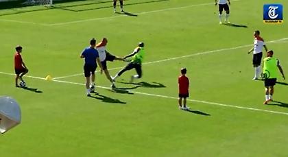 Ξύλο στην προπόνηση της Ολλανδίας (video)