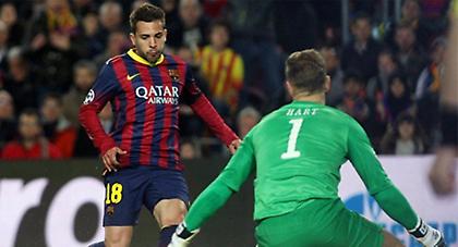 Στο προσκήνιο και ο Άλμπα