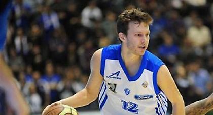 Αποχωρεί ο Ντίνερ