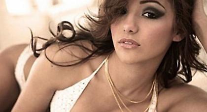 Η πιο σέξι γυναίκα του μπάσκετ πάει στον στρατό (pics)