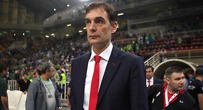 Συνεχίζει με Μπαρτζώκα!