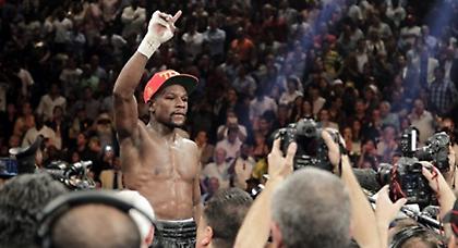 Ο μποξέρ τούς έβγαλε νοκ άουτ