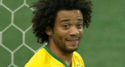 Νέα αυτοκόλλητα για το Μουντιάλ και οι… συνωμοσίες για Φρεντ