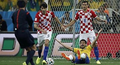 «Είναι σκάνδαλο για την FIFA»