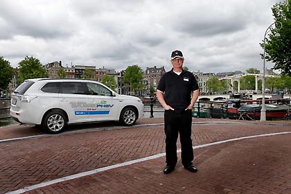 Πέτυχε τις δοκιμές διάνυσης απόστασης το Outlander 4x4 PHEVPlug-in-Hybrid