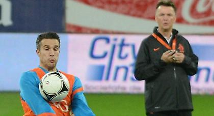 High Five Φαν Πέρσι-Φαν Χάαλ (pics)