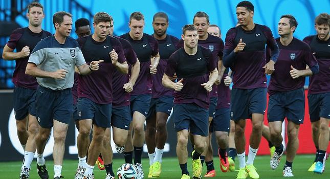 Η Αγγλία μπαίνει με το δεξί