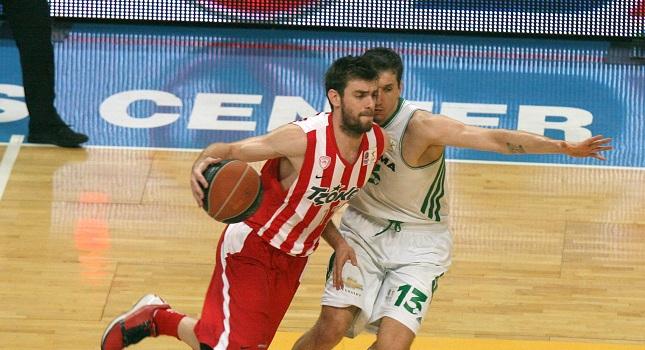 Και στη μέση ο Μάντζαρης