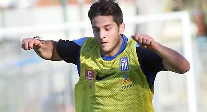 «Ερυθρόλευκα» χρόνια πολλά για Μανωλά