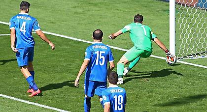 Τι καλός που ήταν ο μακαρίτης...