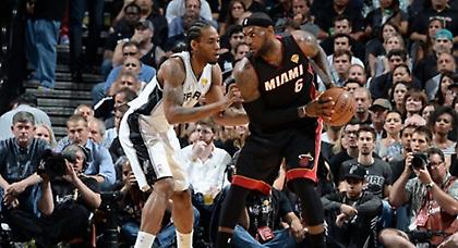 Λεμπρόν: «Μας έδειξαν πώς πρέπει να παίζεται το μπάσκετ»