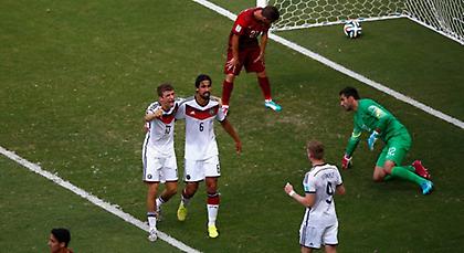 Την έκανε… Four-tugal