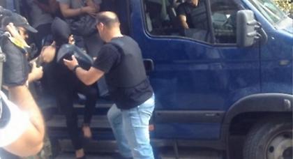 Απολογούνται έξι από τους συλληφθέντες για την ηρωίνη στη Φιλοθέη