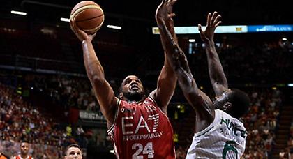 Εύκολο 2-0 για Αρμάνι