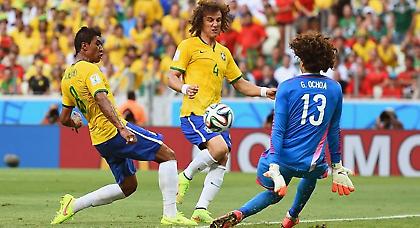 Ο τερματοφύλακας με τα έξι… χέρια!