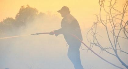Σε ύφεση η φωτιά στη Μυτιλήνη