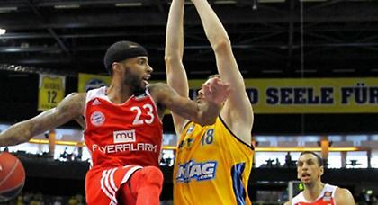 Συμπαίκτης του Ντιλέινι κοιμήθηκε με το τρόπαιο (pic)