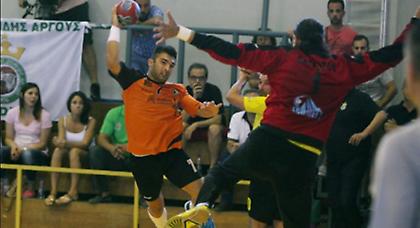 Έριξε την ΑΕΚ απ' τον θρόνο!