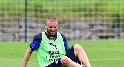 Αγωνία για Ντε Ρόσι