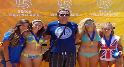 «Έλαμψαν» τα κορίτσια στην άμμο των Χανίων (photo)