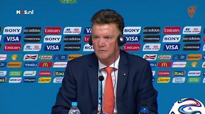 Πάλι καλά που δεν τον έδειρε ο Φαν Χάαλ (video)