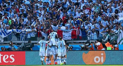 Σύνθημα για τη Βραζιλία απ’ τους παίκτες της Αργεντινής! (video)